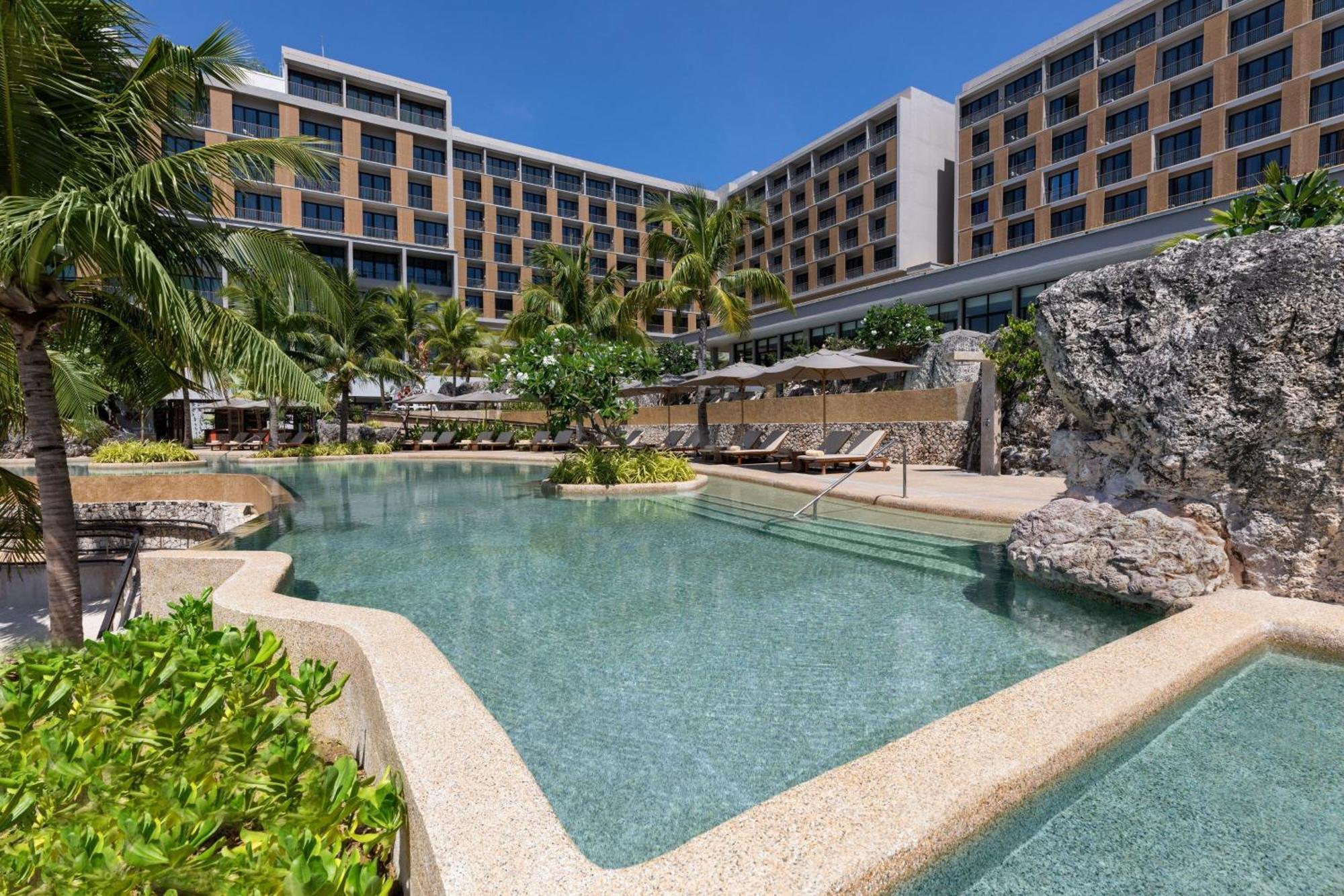 Sheraton Cebu Mactan Resort Мактан Екстериор снимка